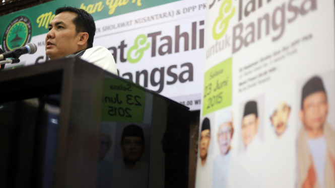 Helmy Faishal Zaini.
