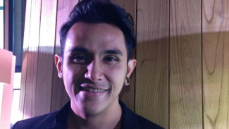 Vicky Nitinegoro Ikutan Lelang Keperjakaan: Mulai dari Nol Ya
