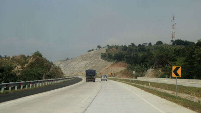 Infrastruktur Tol Cipali Terus Dikebut
