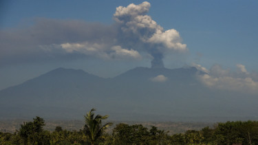 Gunung Raung