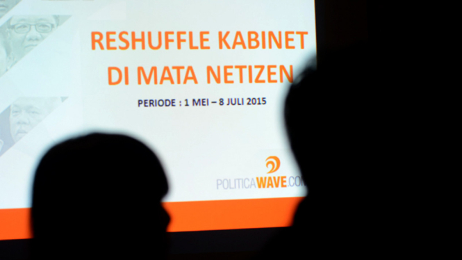 diskusi reshuffle kabinet di mata nitizen