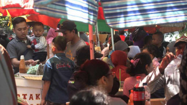 Wisata Kampung Betawi Setu Babakan Ramai Diserbu Pengunjung