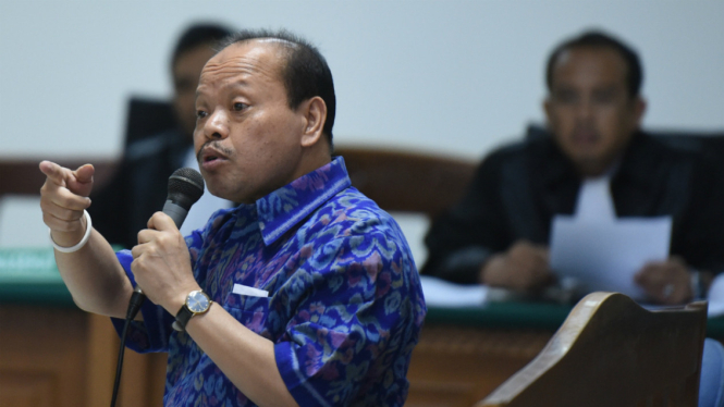 Sutan Bhatoegana