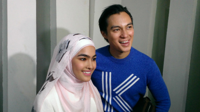 Elfira dan Baim Wong.