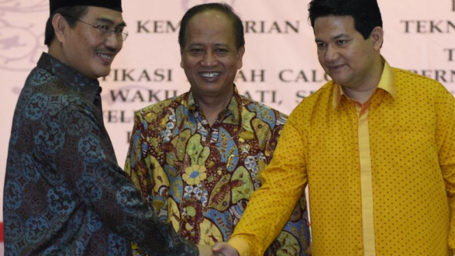 Ketua KPU Husni Kamil Malik bersama Menristek Dikti M Nasir