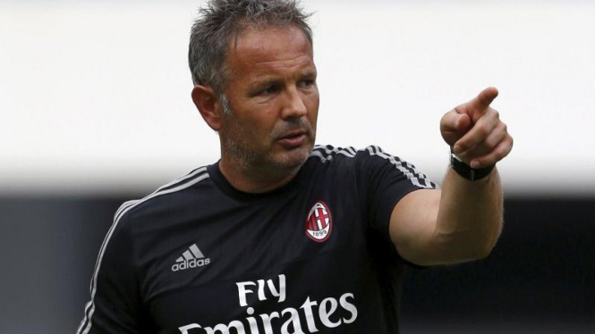 Pelatih AC Milan, Sinisa Mihajlovic.