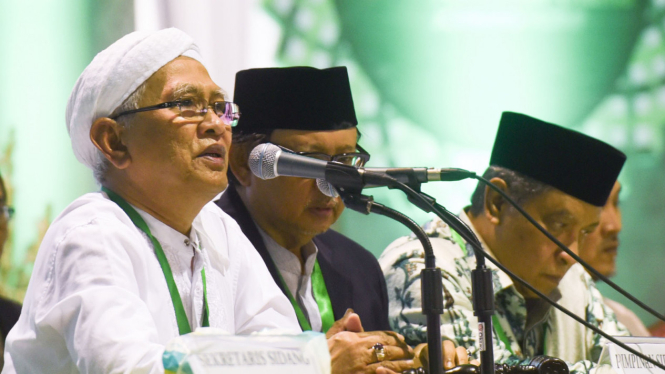 Mustofa Bisri atau Gus Mus mengeluarkan fatwa pemilihan Rais Aam