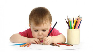 Mewarnai dan Menggambar Ternyata Bisa Optimalkan Tumbuh Kembang Anak