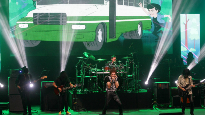 Konser Panggung Sandiwara God Bless