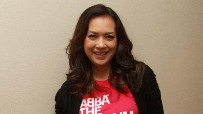 Ira Wibowo