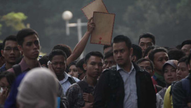 Job Fair, Ribuan Pelamar Penuhi Stadion di GBK