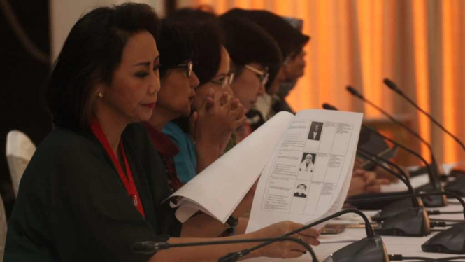 Dr. Yenti Ganarsih, S.H., M.H.