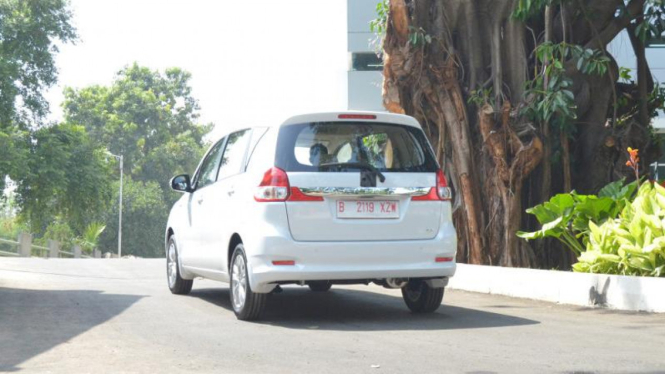 Suzuki New Ertiga.
