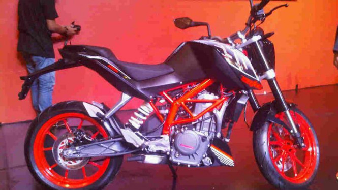 KTM Duke 250.