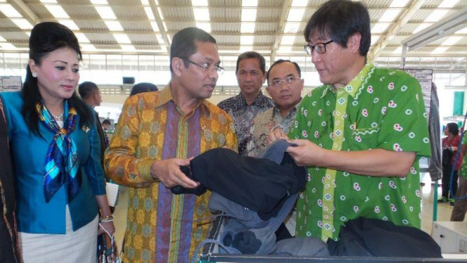 Menteri Perindustrian Saleh Husin.