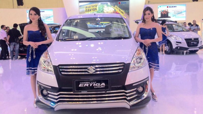Suzuki Ertiga Luxury.