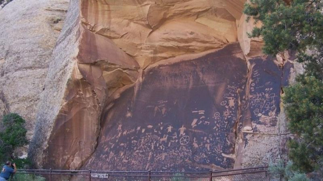 Koran Batu di Utah