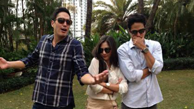 Jessica Milla bersama Marcell (kiri) dan Mischa Candrawinata