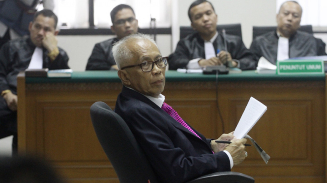 OC Kaligis Jalani Sidang Putusan Sela