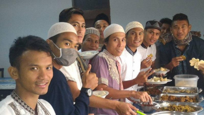 Pemain Sriwijaya FC saat Idul Adha