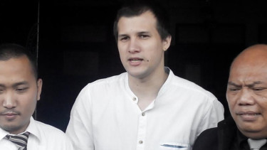Artis Stuart Collin