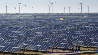 Panel surya di China