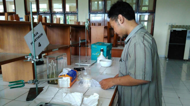 Mahasiswa Yogya Ciptakan Plastik dari Tanaman Alang-alang