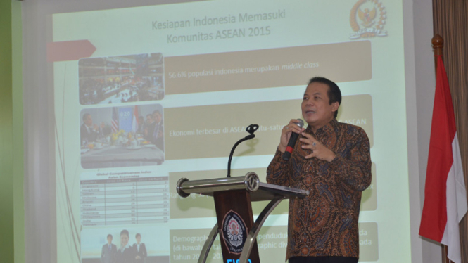 Wakil Ketua DPR RI Taufik Kurniawan