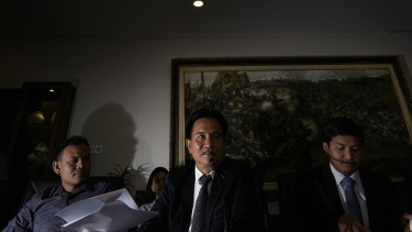 Yusril Ihza Mahendra angkat bicara mengenai kasus pembekuan perguruan tinggi