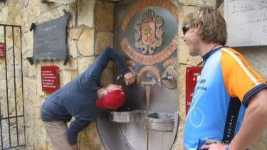 Menikmati Wine Gratis di Spanyol