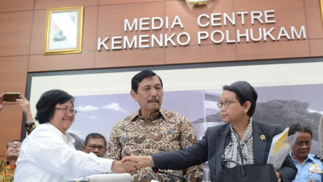 Pemerintah Indonesia Lakukan Operasi Gabungan Multinegara untuk Tangani Asap