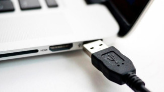 Bahaya yang Terjadi saat USB Drive Dilepas Paksa