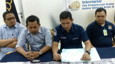 Imigrasi Depok menggelar jumpa pers