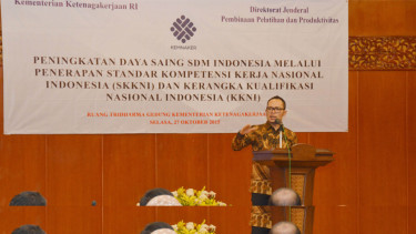  Menteri Tenaga Kerja, M. Hanif Dhakiri