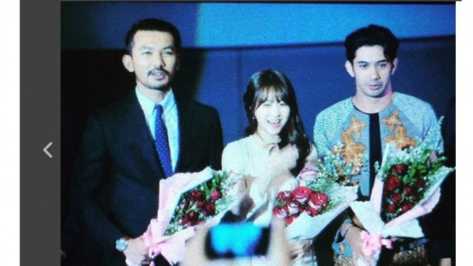 Rio Dewanto, Park Bo Young dan Reza Rahadian
