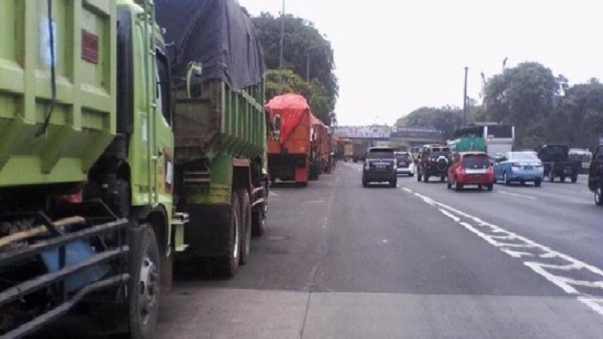 Jalan tol