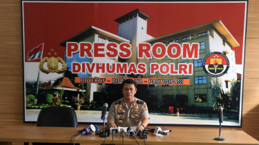 Kadiv Humas Mabes Polri Irjen Pol Anton Charliyan Saat Konfrensi Pers