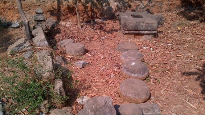Candi bercorak hindu yang ditemukan di Semarang