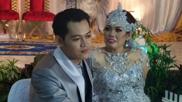 Pernikahan ala Ratu Ely Sugigi