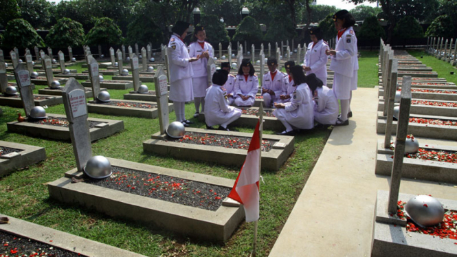 Ziarah Hari Pahlawan