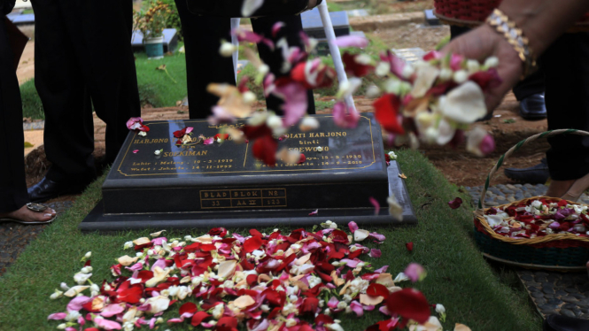 Ilustrasi makam.