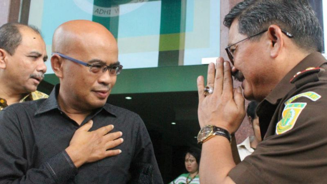 Desmond Junaidi Mahesa, Ketua Partai Gerindra Banten