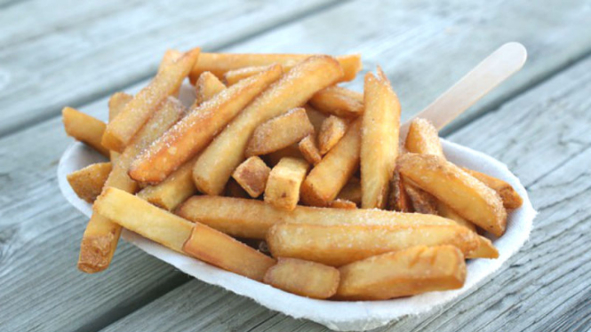 Kentang goreng.