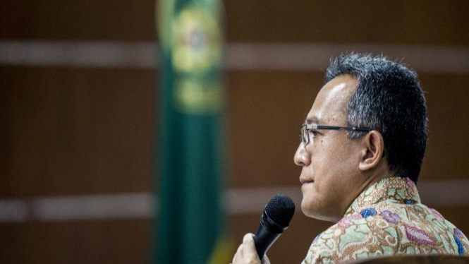 Ketua PTUN Medan Tripeni Irianto