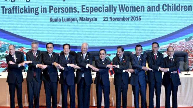 Presiden Jokowi di KTT Asean Malaysia