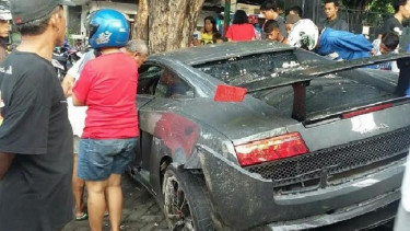 Kecelakaan Lamborghini