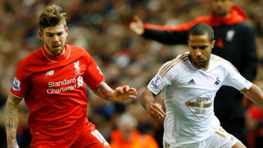 Bek Liverpool, Alberto Moreno (kiri)
