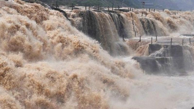 Air Terjun Hukou, China