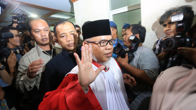Ketua Mahkamah Kehormatan Dewan (MKD) Surahman Hidayat