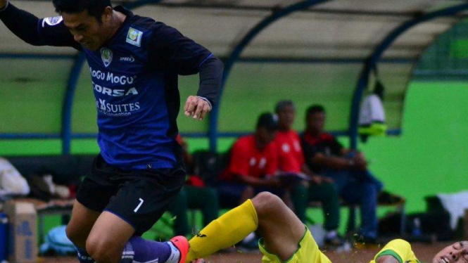 Pertandingan Arema Cronus vs Tim Pra PON Kalimantan Timur 